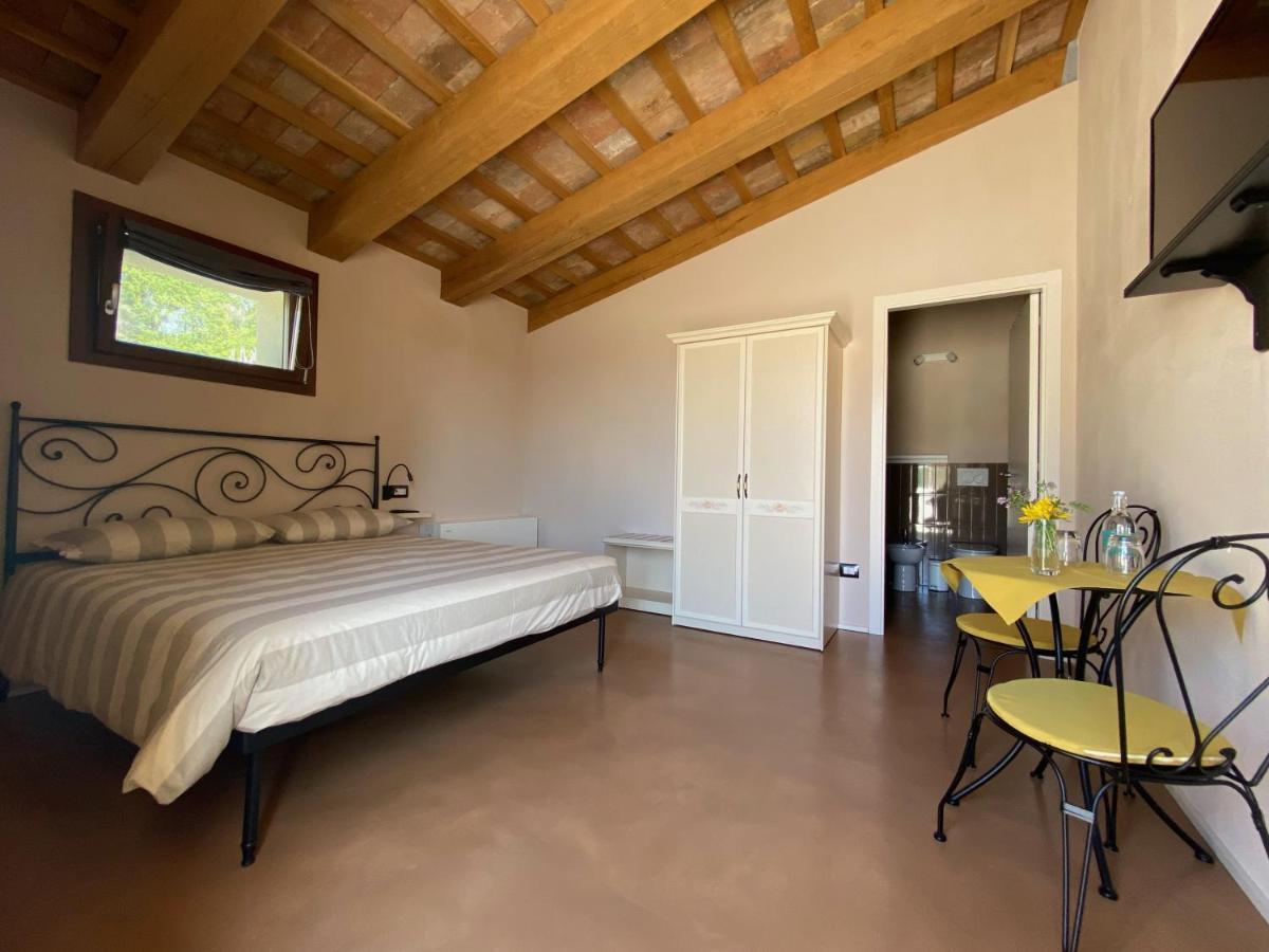 Casale Dei Cinque Colli Villa Ostra Luaran gambar