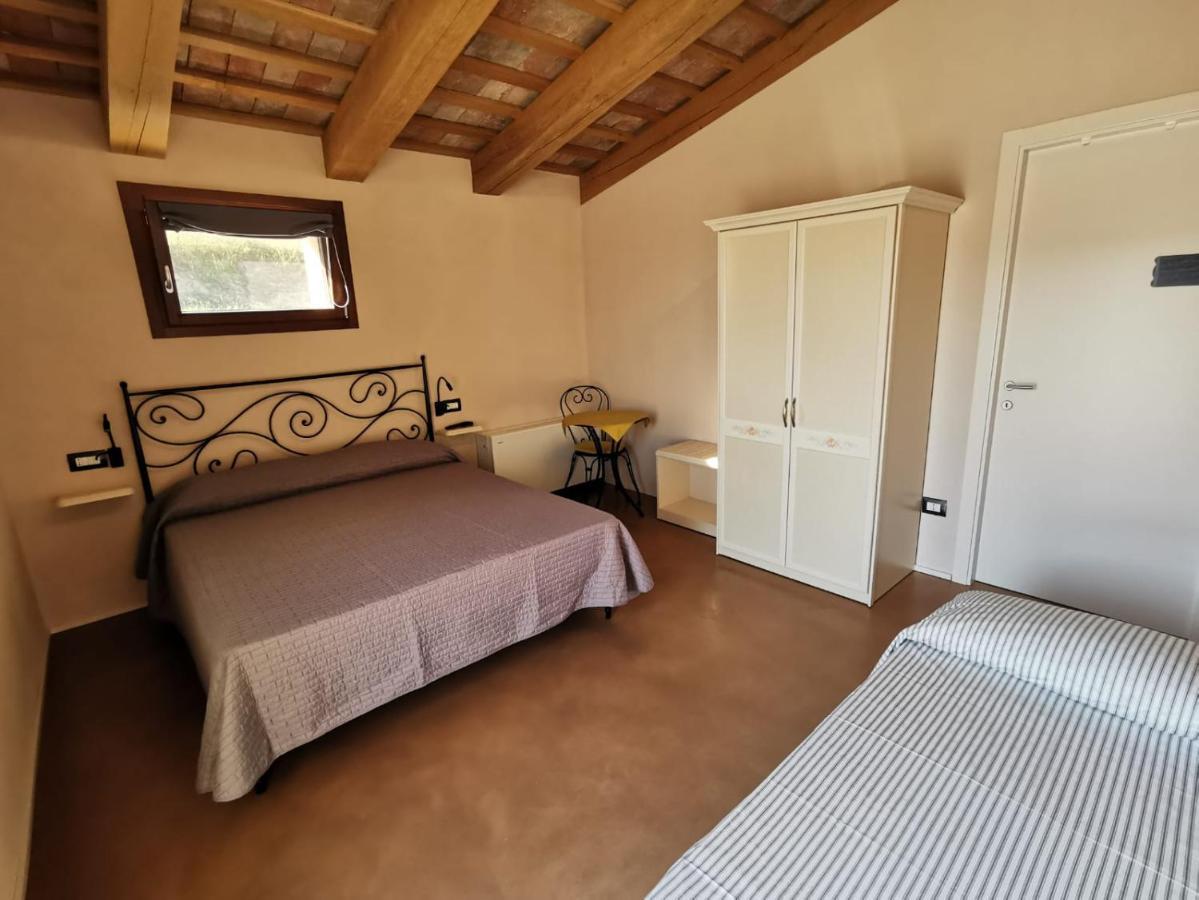 Casale Dei Cinque Colli Villa Ostra Luaran gambar